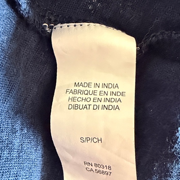 EUC~Woman’s Small Lucky Brand Blue/White On Or Off The Shoulder 3/4 Sleeve Top - Picture 8 of 10